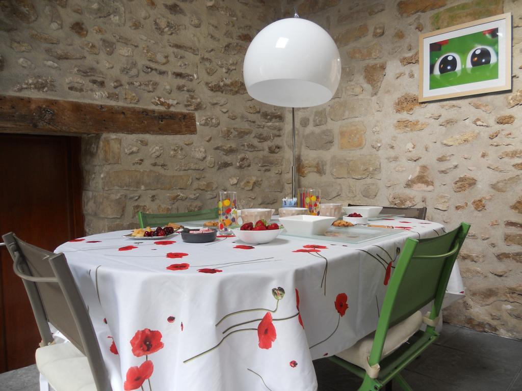 Bed and Breakfast Le Nid D'Hirondelles Perthes-en-Gatinais Экстерьер фото
